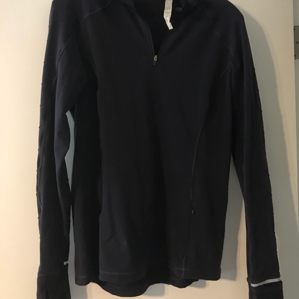 Lululemon plum pull over